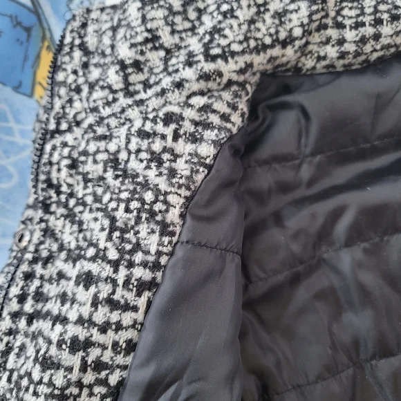 Mondetta Winter Jacket - Picture 8 of 16